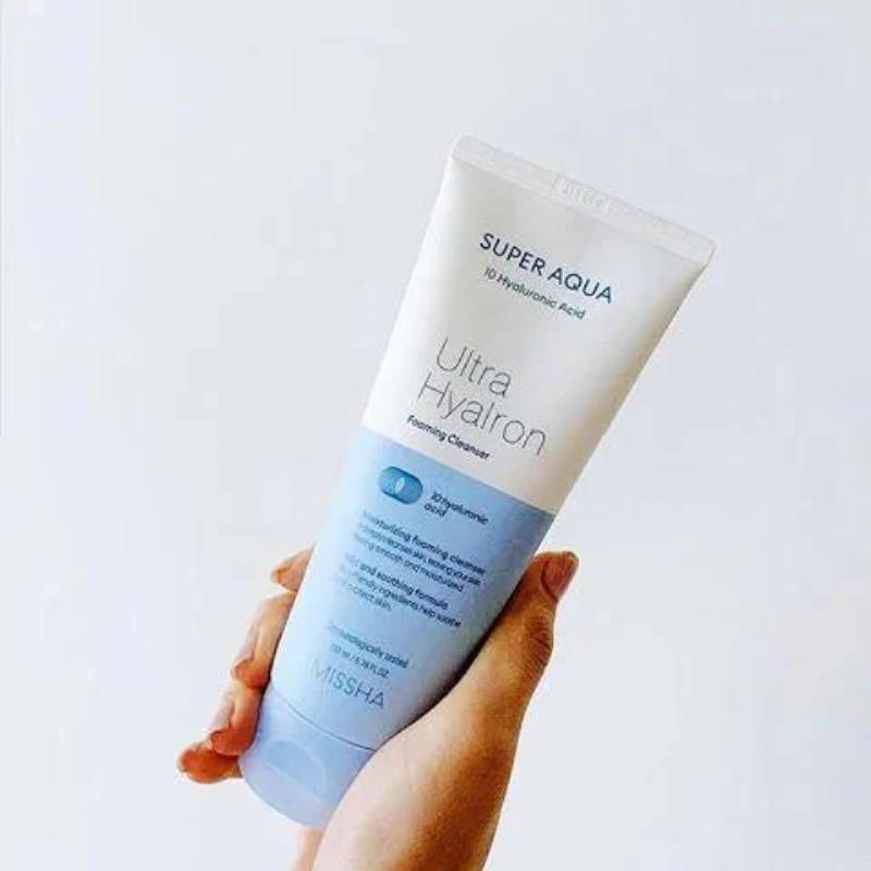 MISSHA Super Aqua Ultra Hyalron Cleansing Foam