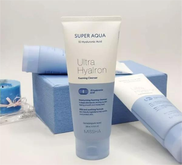 MISSHA Super Aqua Ultra Hyalron Cleansing Foam 200ml