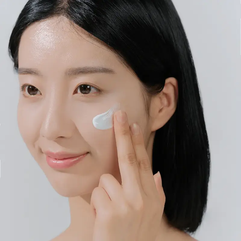 SKIN1004 Madagascar Centella Hyalu Cica Water Fit Sun Serum 50ml